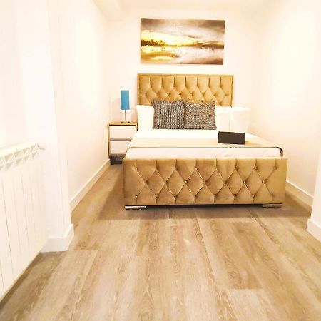 Ave Maria Apartment มาดริด ภายนอก รูปภาพ